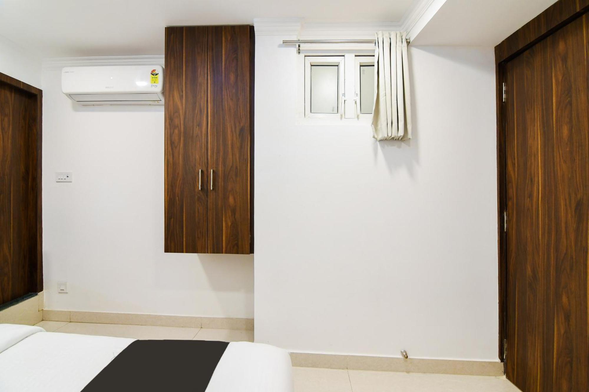 Super Hotel O Eminent Hotel Calcutta Buitenkant foto